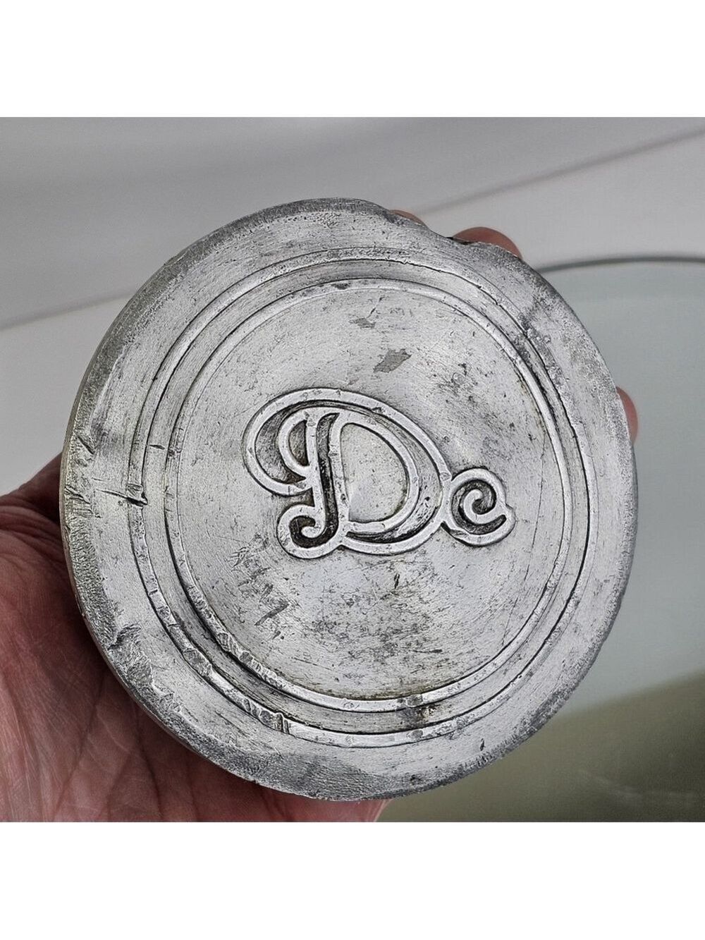 1920’s - 1930’s Desoto Grease Cap OEM Hubcap Dust Cover Chrysler Original